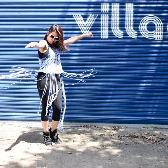 BLUE & WHITE TIE DYE TOP + LONG FRINGE - Picture 2 of 4